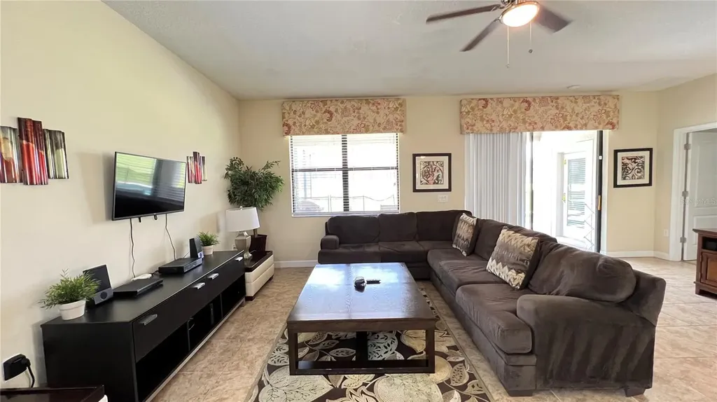 2353 Victoria Drive Davenport FL 33837