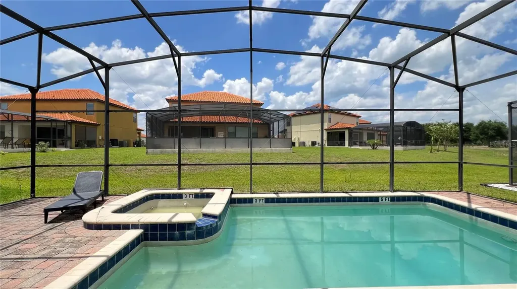 2353 Victoria Drive Davenport FL 33837