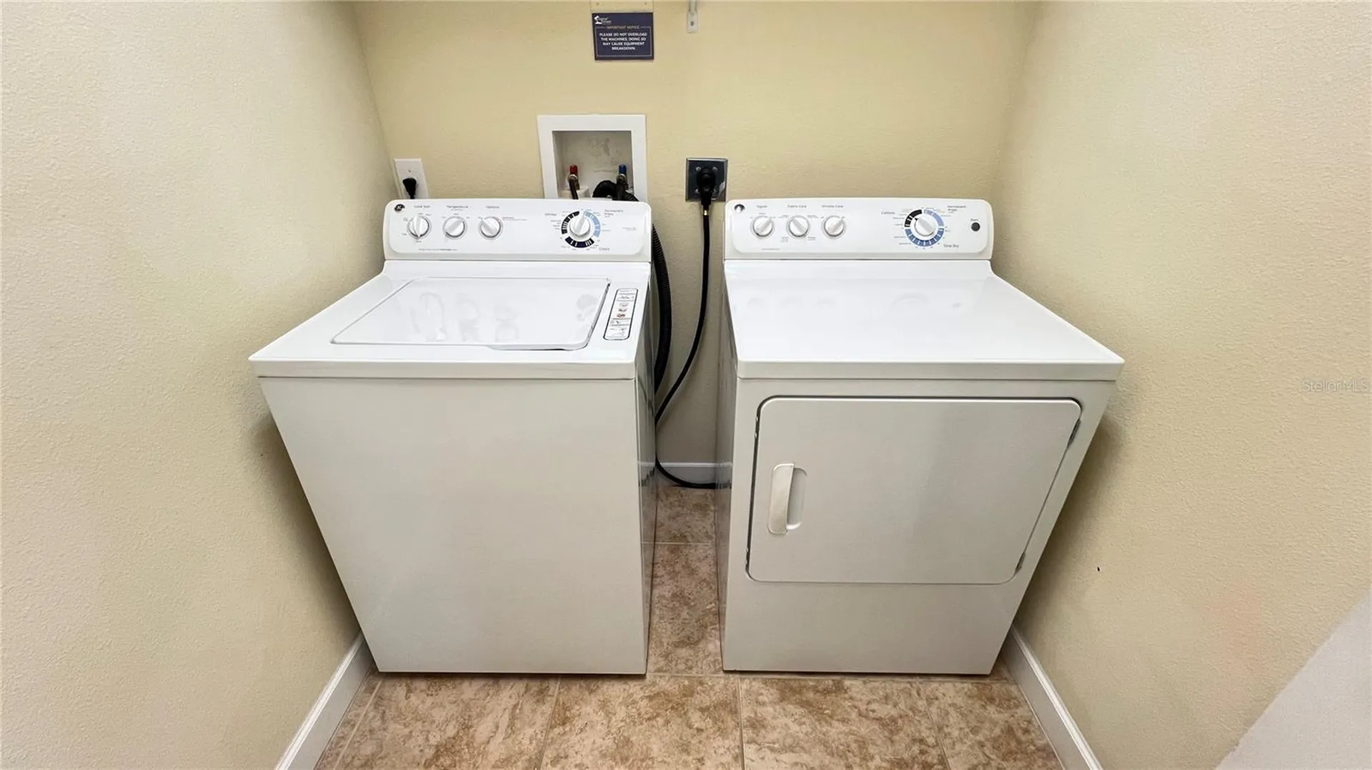 2353 Victoria Drive Davenport FL 33837