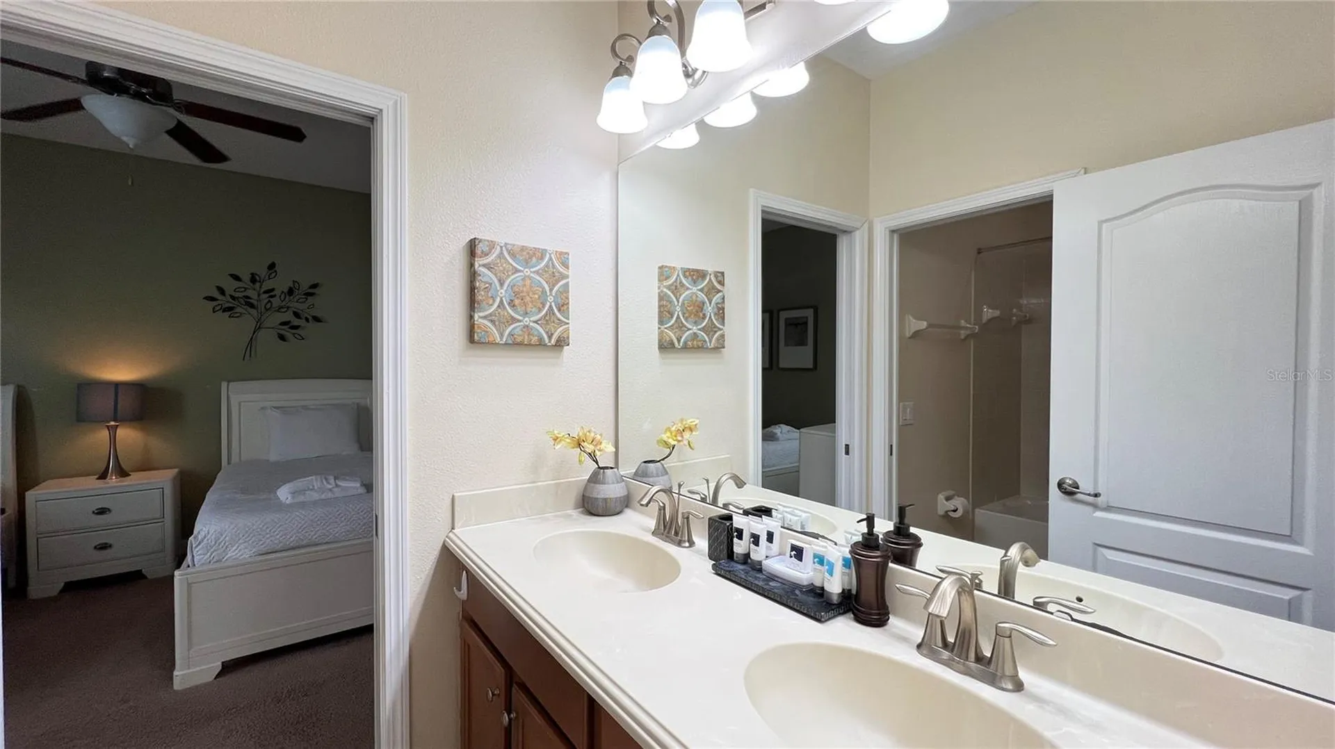 2353 Victoria Drive Davenport FL 33837