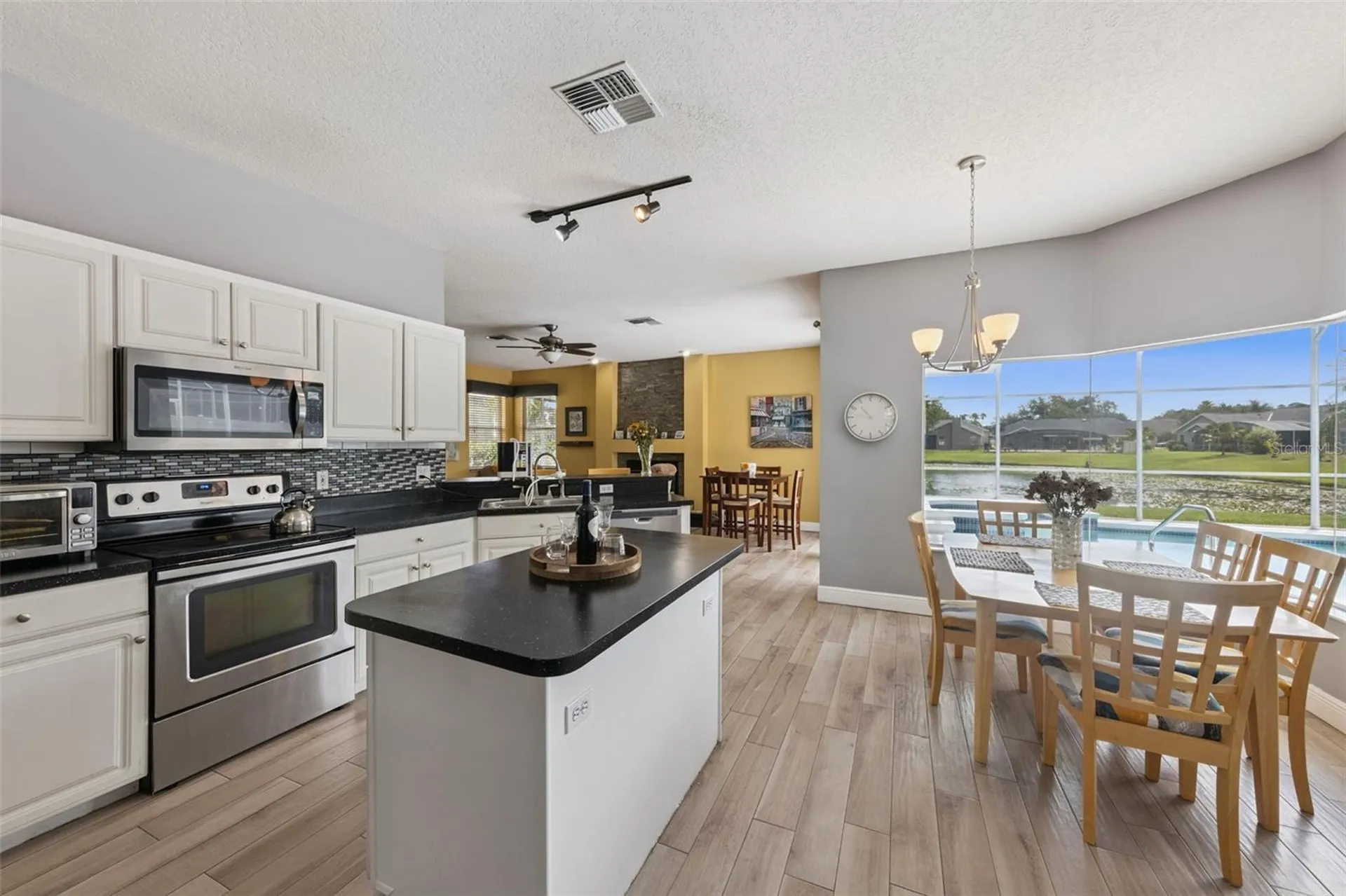14319 Roxshire Drive Orlando FL 32837