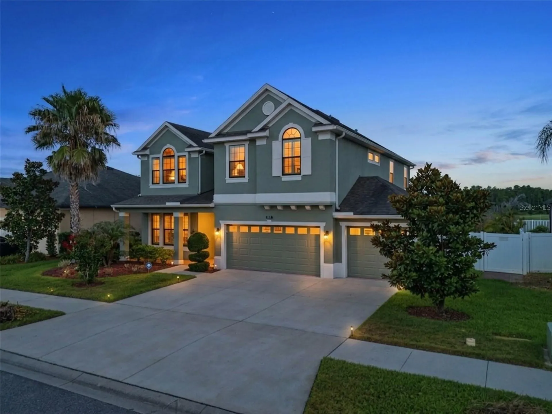 10645 Mistflower Lane Tampa FL 33647