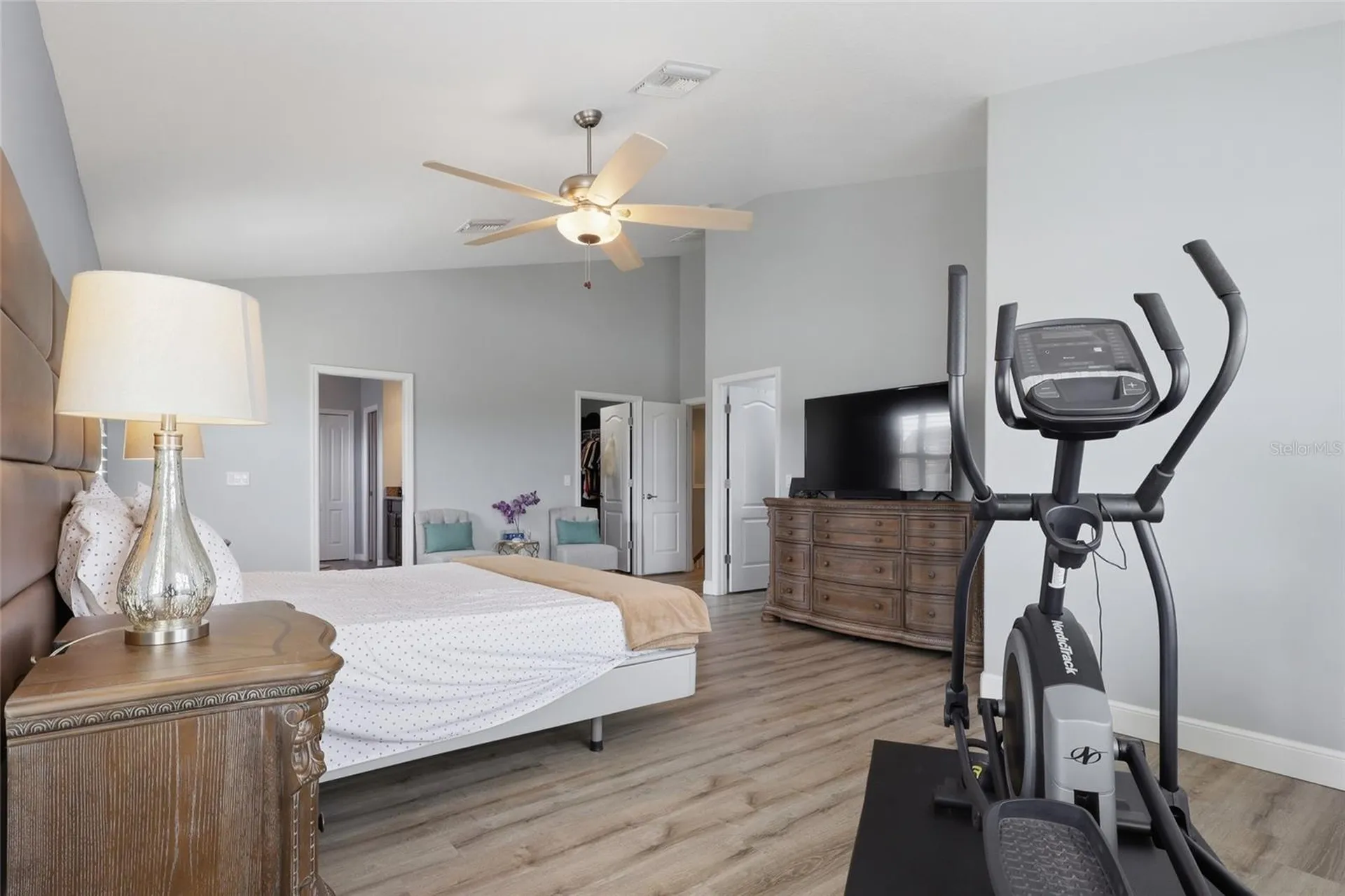 10645 Mistflower Lane Tampa FL 33647