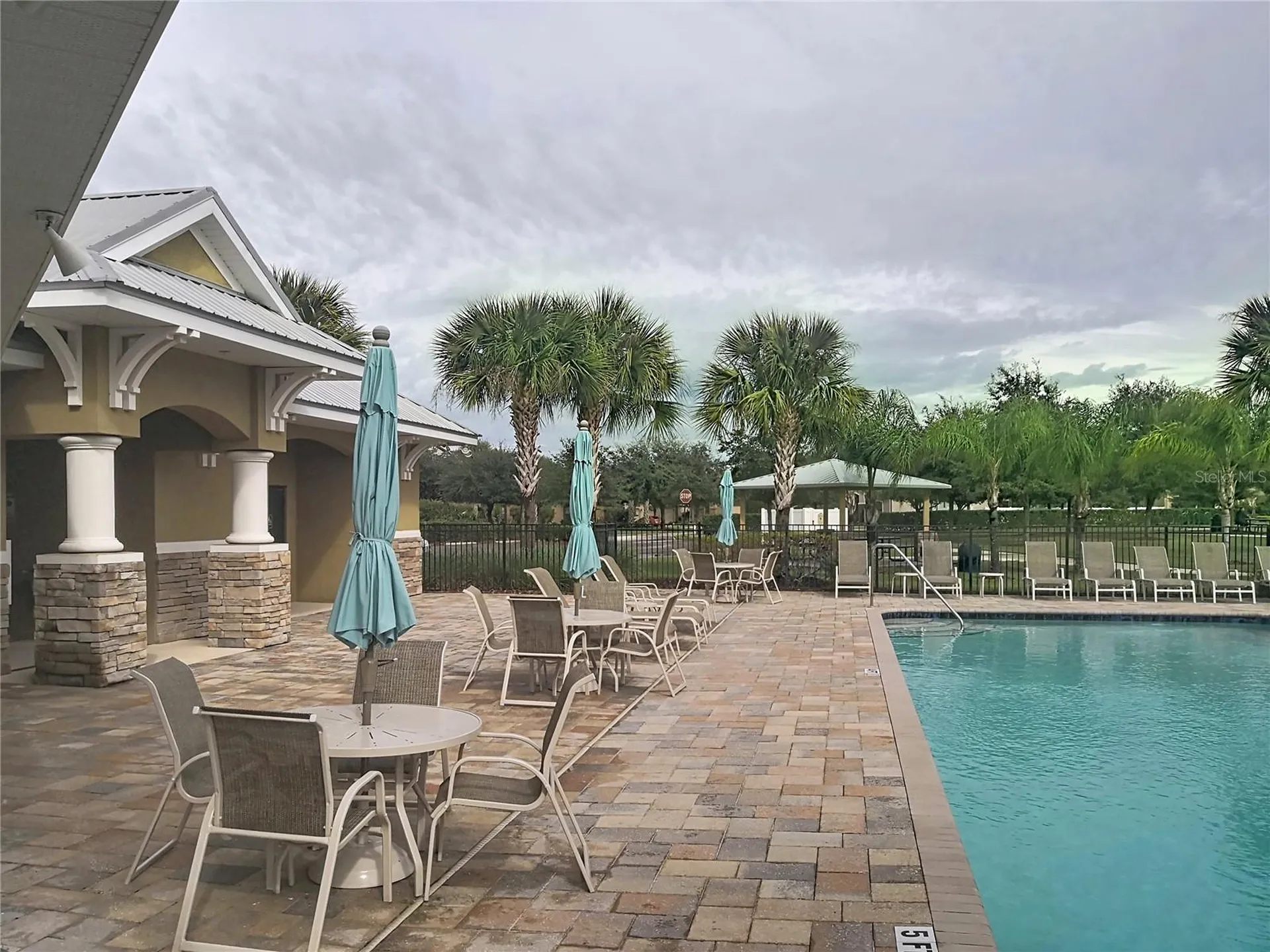 10645 Mistflower Lane Tampa FL 33647