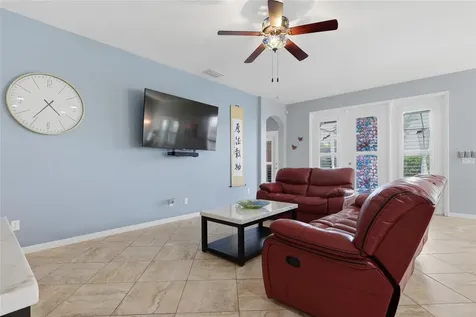 10645 Mistflower Lane Tampa FL 33647