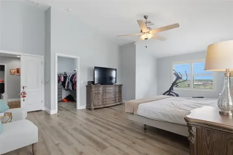 10645 Mistflower Lane Tampa FL 33647