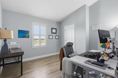 10645 Mistflower Lane Tampa FL 33647