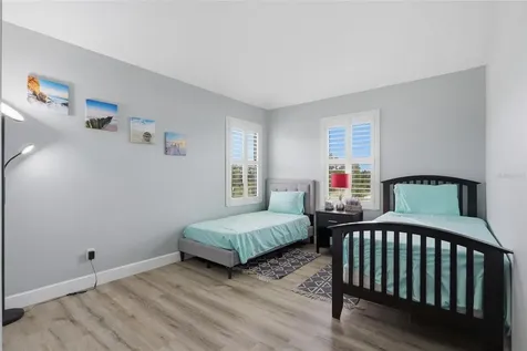 10645 Mistflower Lane Tampa FL 33647