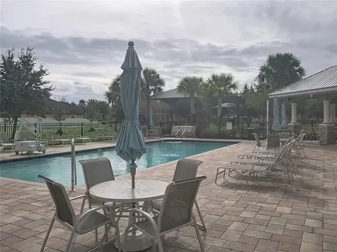 10645 Mistflower Lane Tampa FL 33647