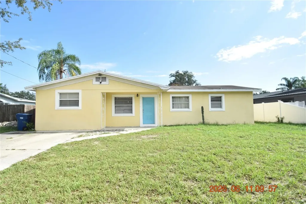 1906 E Bougainvillea Avenue Tampa FL 33612