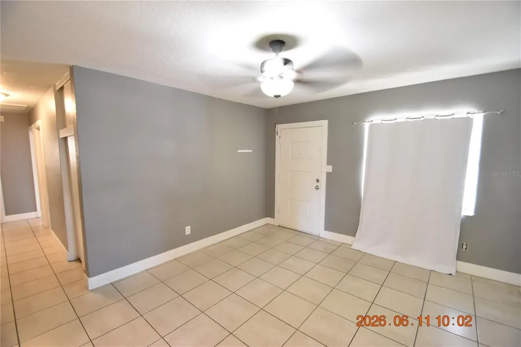1906 E Bougainvillea Avenue Tampa FL 33612
