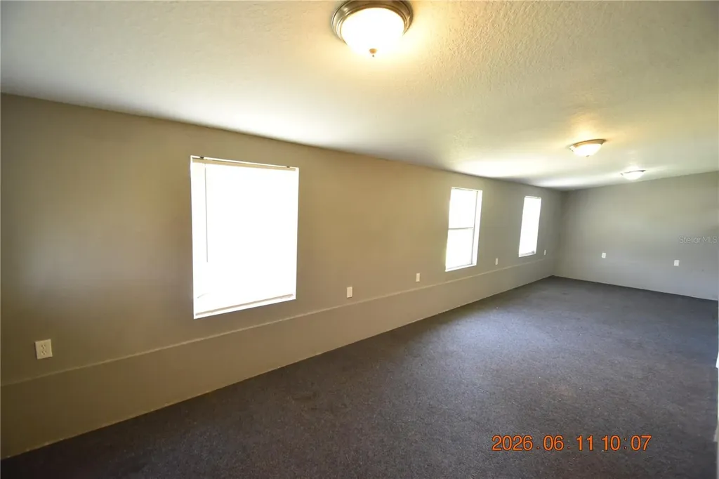 1906 E Bougainvillea Avenue Tampa FL 33612