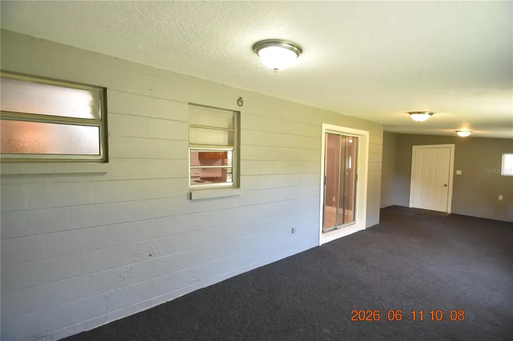 1906 E Bougainvillea Avenue Tampa FL 33612