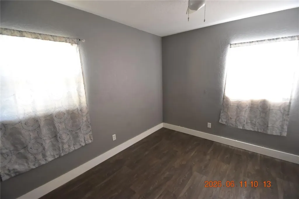 1906 E Bougainvillea Avenue Tampa FL 33612