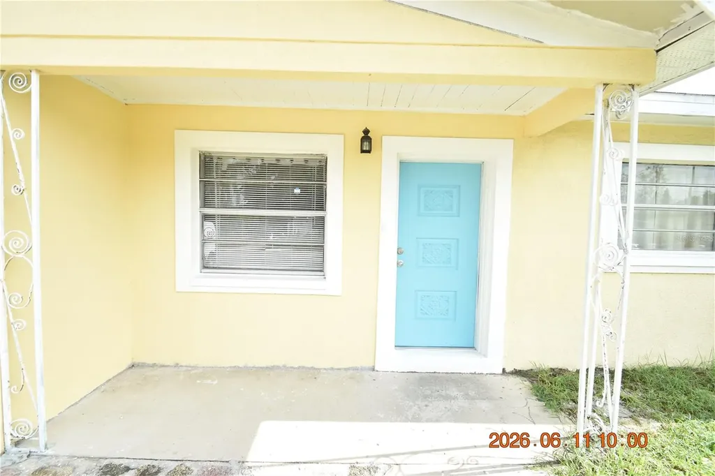 1906 E Bougainvillea Avenue Tampa FL 33612