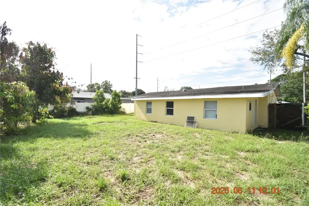 1906 E Bougainvillea Avenue Tampa FL 33612