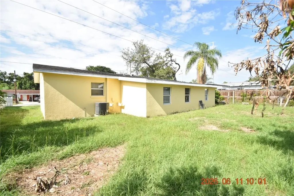 1906 E Bougainvillea Avenue Tampa FL 33612