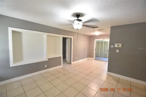 1906 E Bougainvillea Avenue Tampa FL 33612