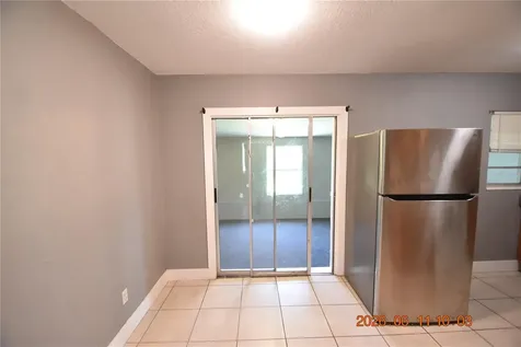 1906 E Bougainvillea Avenue Tampa FL 33612