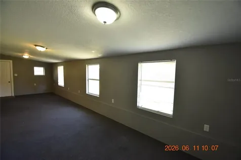 1906 E Bougainvillea Avenue Tampa FL 33612