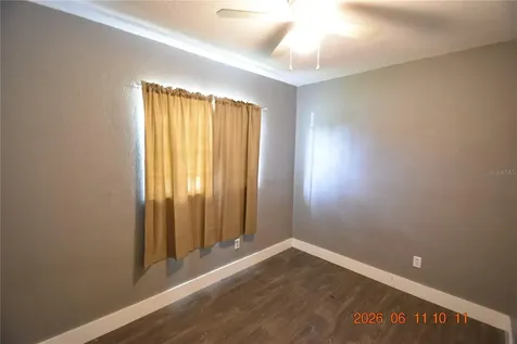 1906 E Bougainvillea Avenue Tampa FL 33612