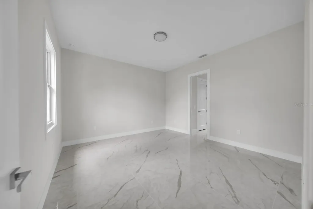 2715 10th Street W Lehigh Acres FL 33971