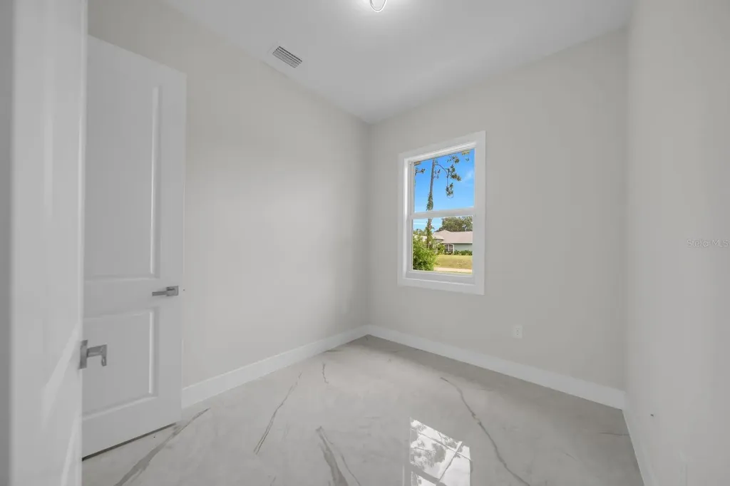 2715 10th Street W Lehigh Acres FL 33971