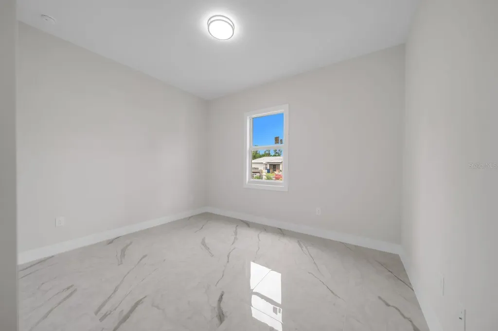 2715 10th Street W Lehigh Acres FL 33971