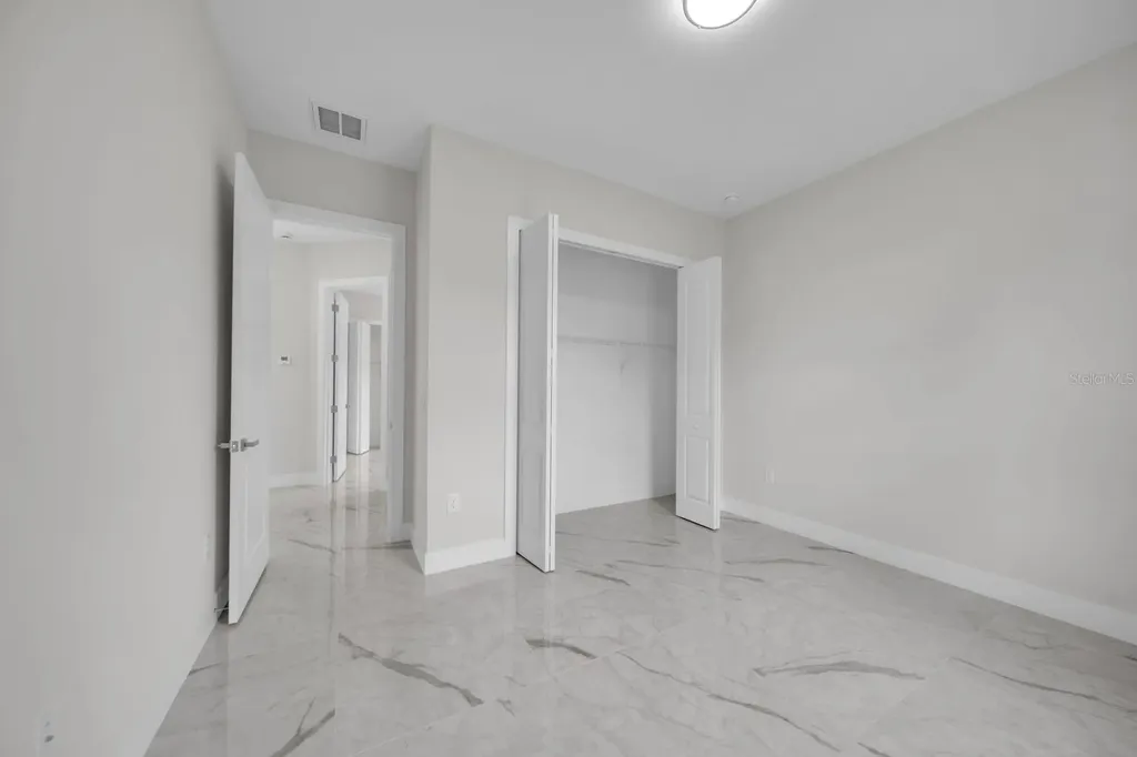 2715 10th Street W Lehigh Acres FL 33971