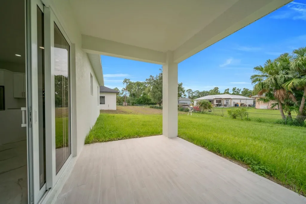 2715 10th Street W Lehigh Acres FL 33971