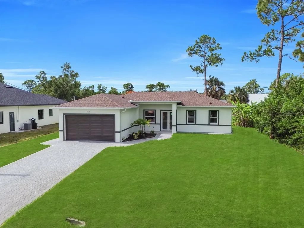 2715 10th Street W Lehigh Acres FL 33971