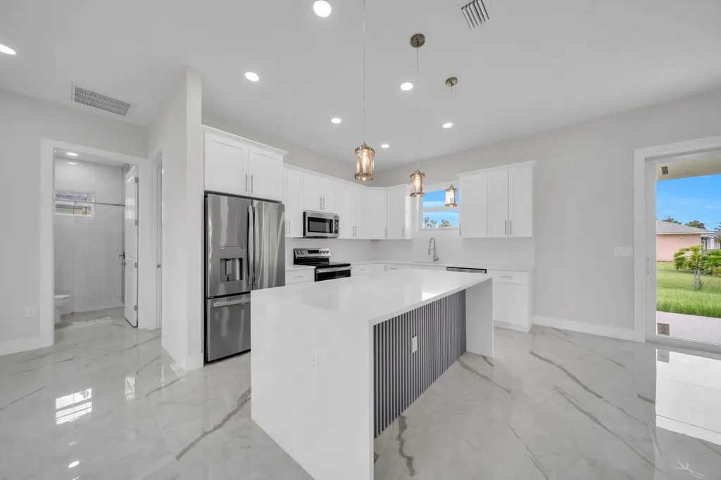 2715 10th Street W Lehigh Acres FL 33971