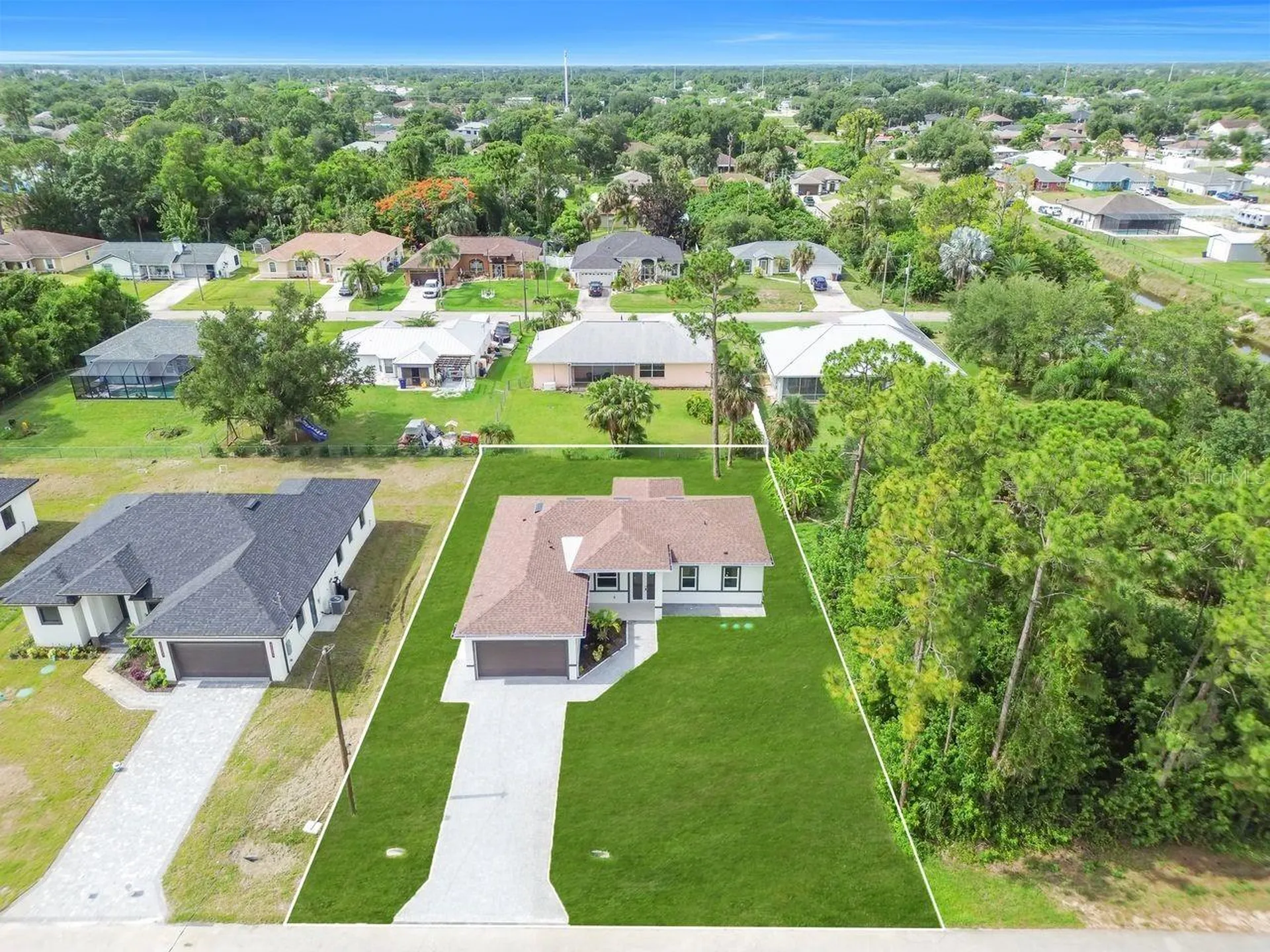 2715 10th Street W Lehigh Acres FL 33971