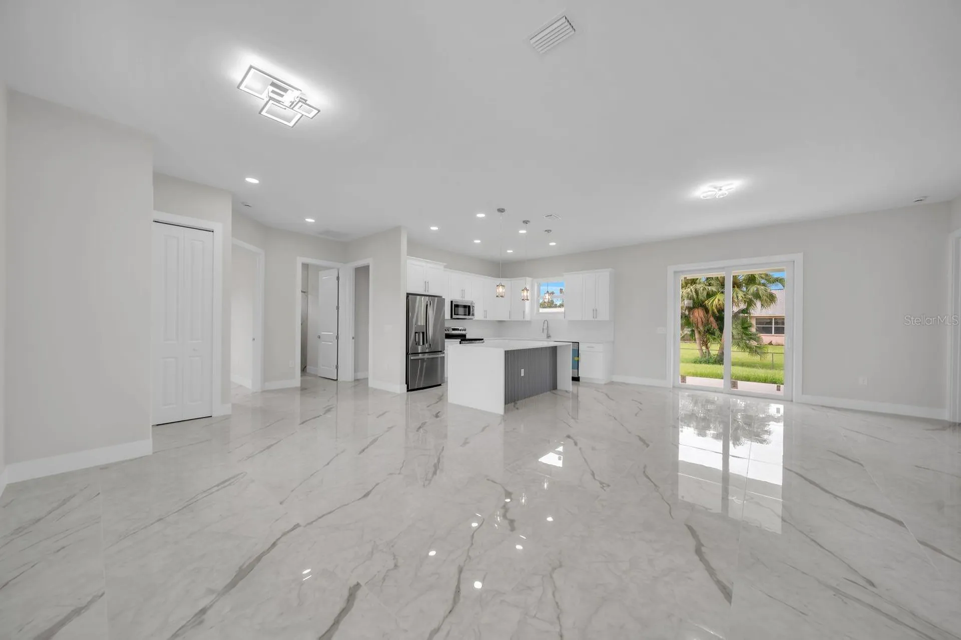 2715 10th Street W Lehigh Acres FL 33971