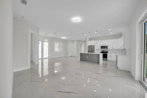2715 10th Street W Lehigh Acres FL 33971