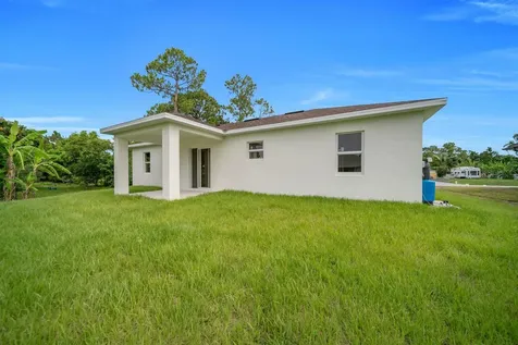 2715 10th Street W Lehigh Acres FL 33971