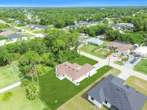 2715 10th Street W Lehigh Acres FL 33971
