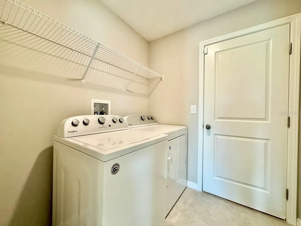 7025 King Creek Drive Sun City Center FL 33573
