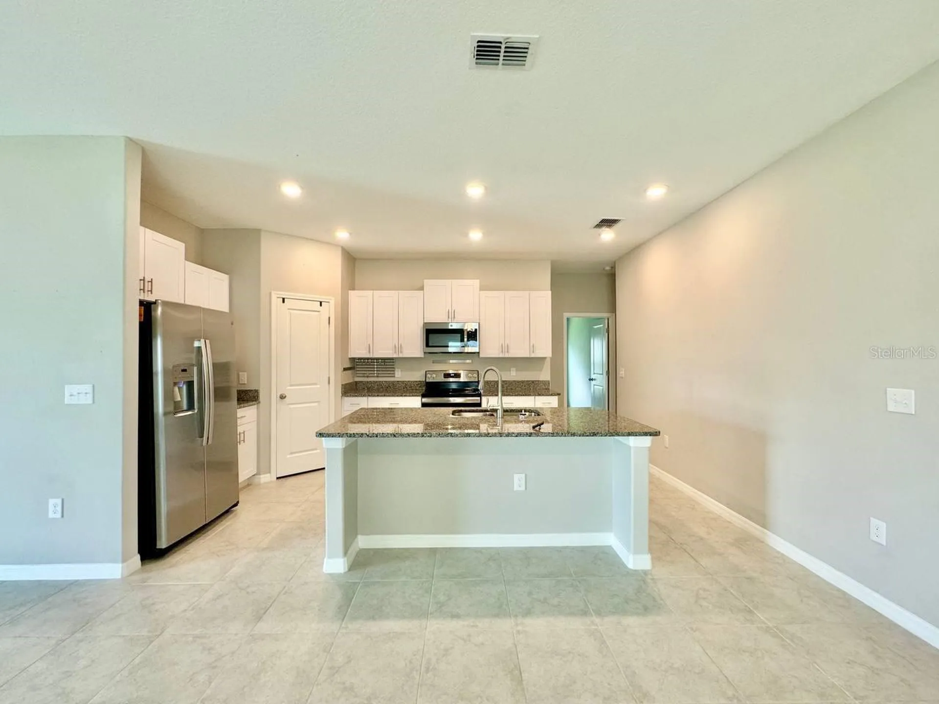 7025 King Creek Drive Sun City Center FL 33573