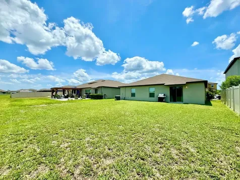 7025 King Creek Drive Sun City Center FL 33573