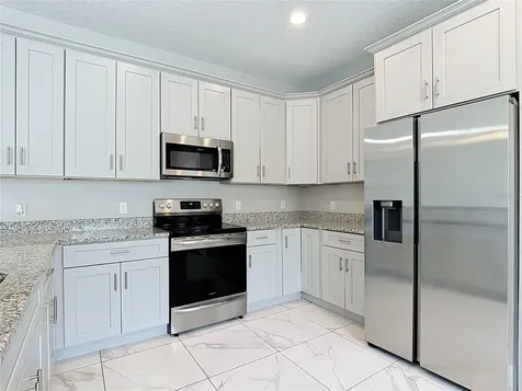 106 Oak Circle Poinciana FL 34759