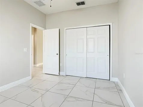 106 Oak Circle Poinciana FL 34759