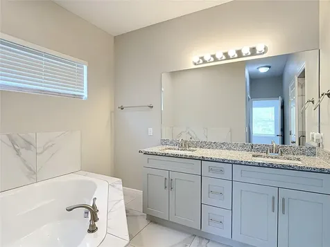 106 Oak Circle Poinciana FL 34759