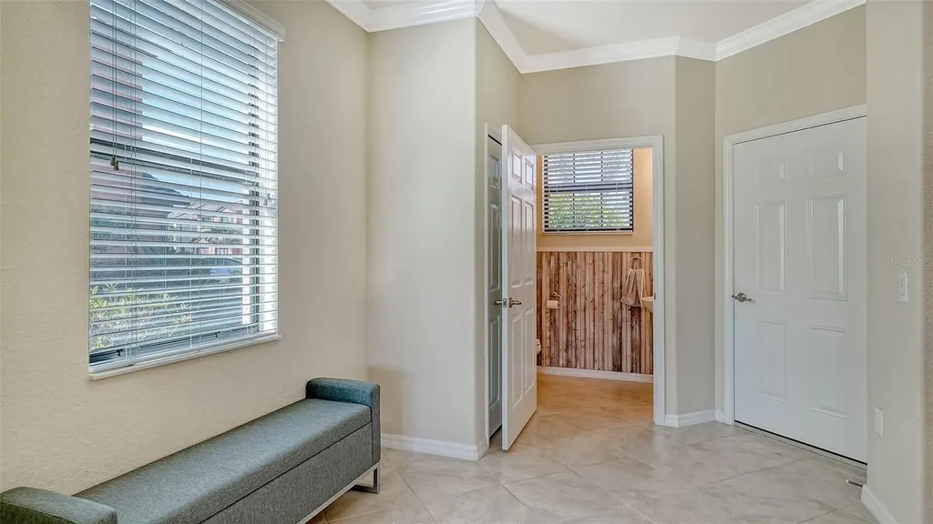 20223 Lagente Circle Venice FL 34293
