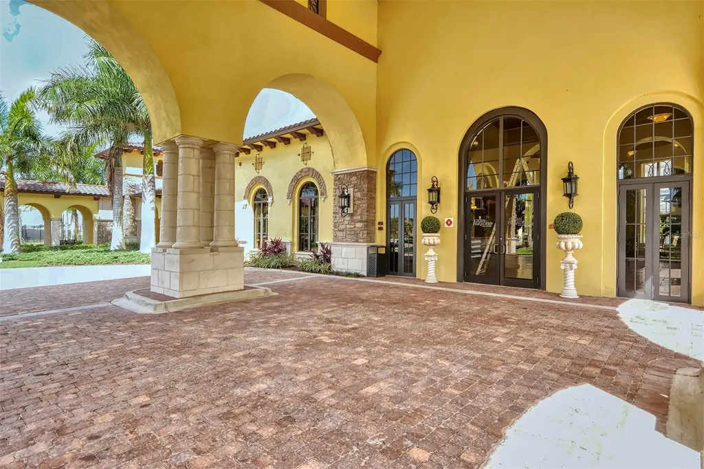 20223 Lagente Circle Venice FL 34293