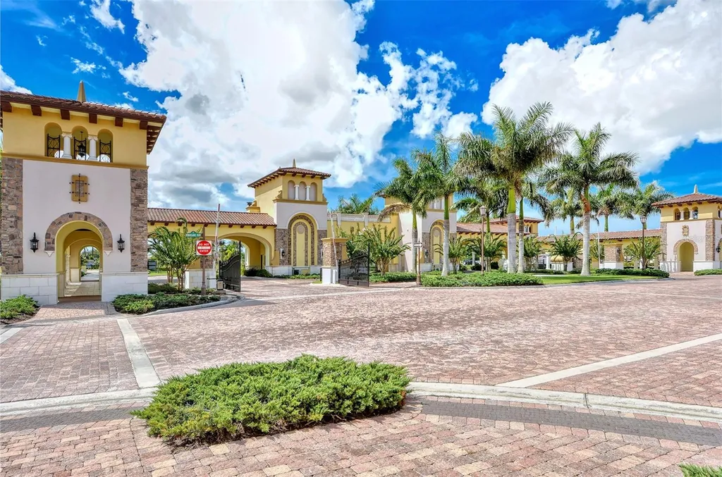 20223 Lagente Circle Venice FL 34293