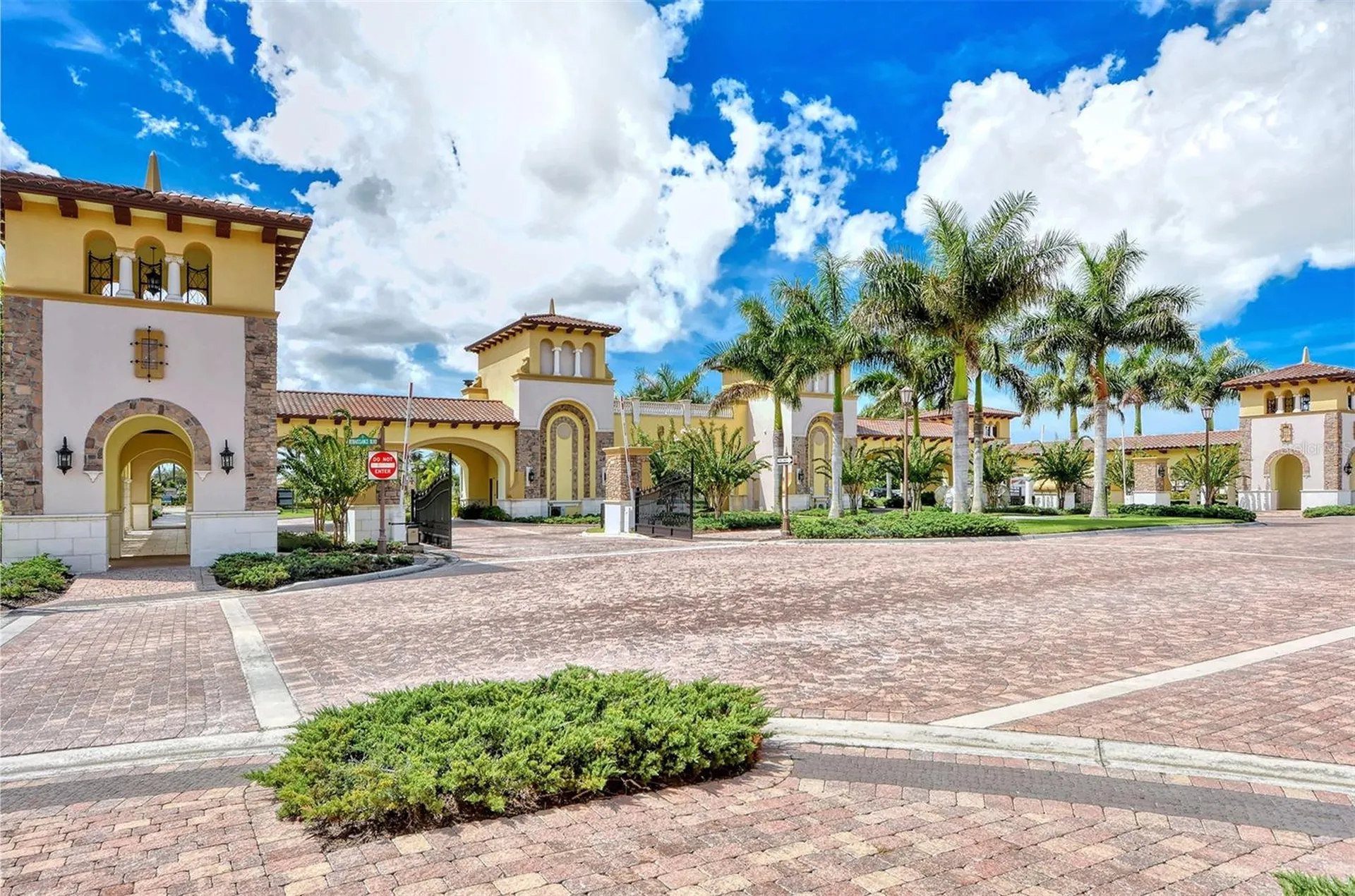 20223 Lagente Circle Venice FL 34293