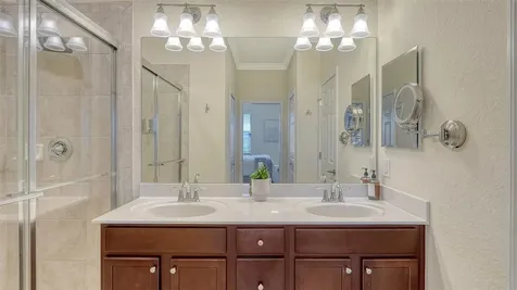20223 Lagente Circle Venice FL 34293