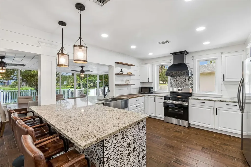 5114 Stonehaven Court Tampa FL 33624