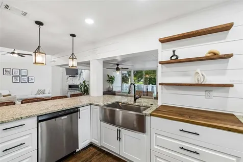 5114 Stonehaven Court Tampa FL 33624